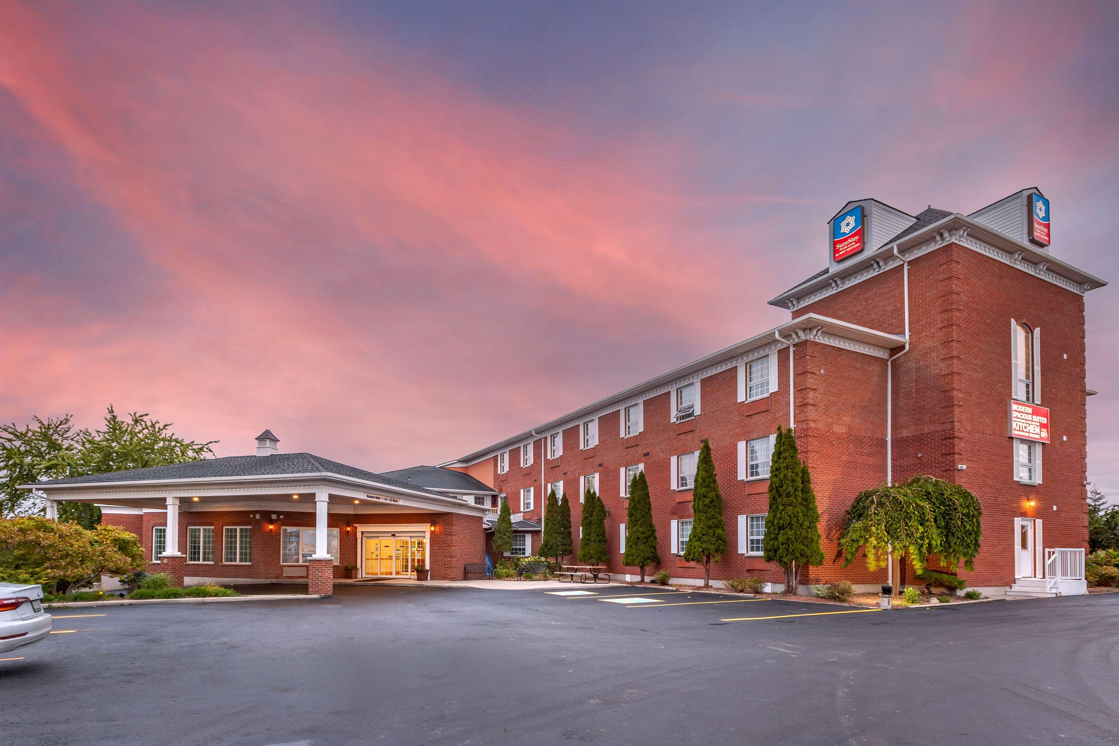 Surestay Plus Hotel By Best Western Kincardine Exterior photo